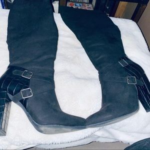 Knee high block heeled boots